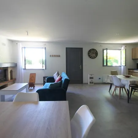 Maison 4 Chambres Entierement Renovee Vakantiehuis